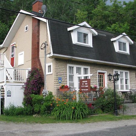 Auberge De Mon Petit Chum B&B Wakefield Extérieur photo