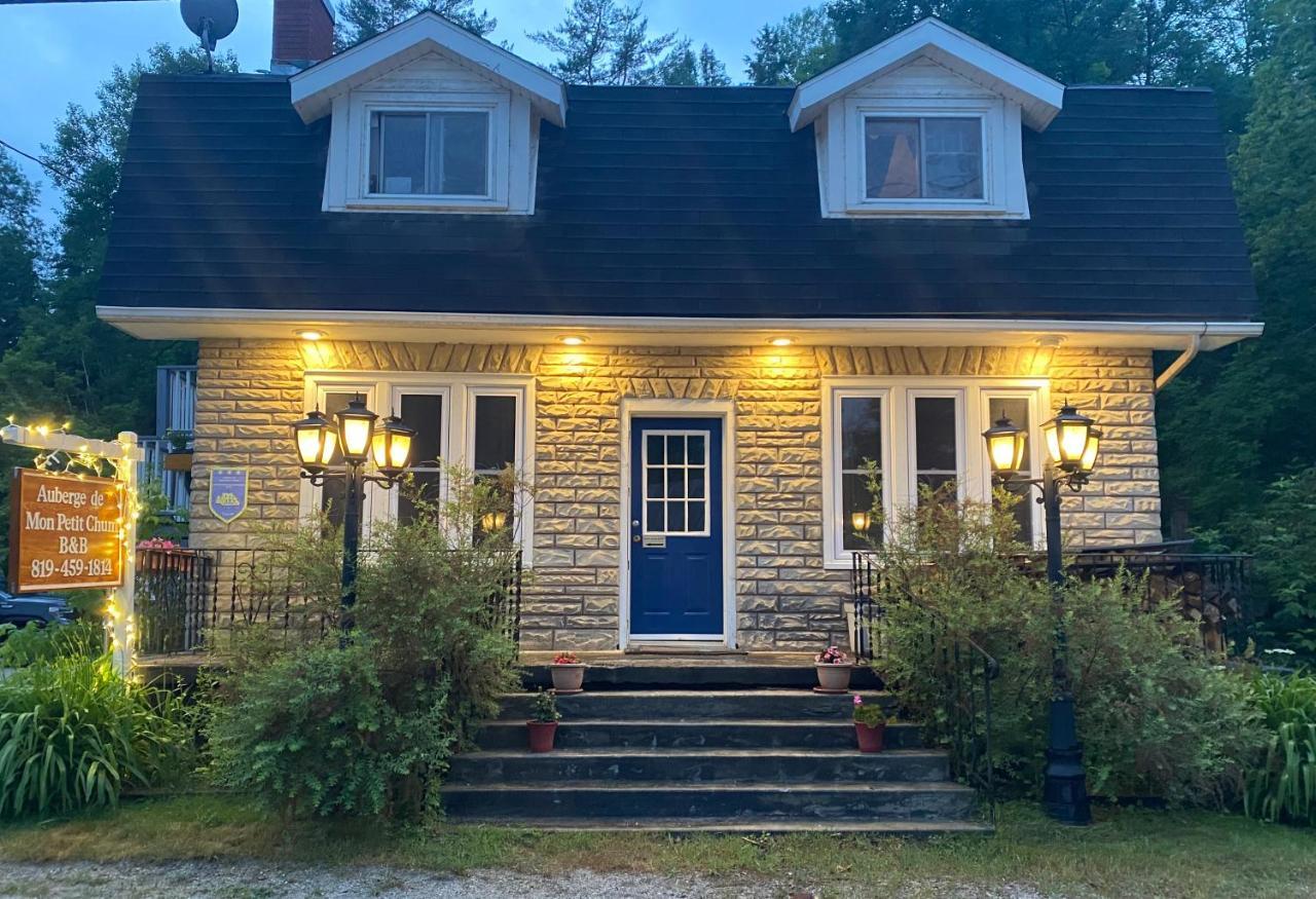 Auberge De Mon Petit Chum B&B Wakefield Extérieur photo